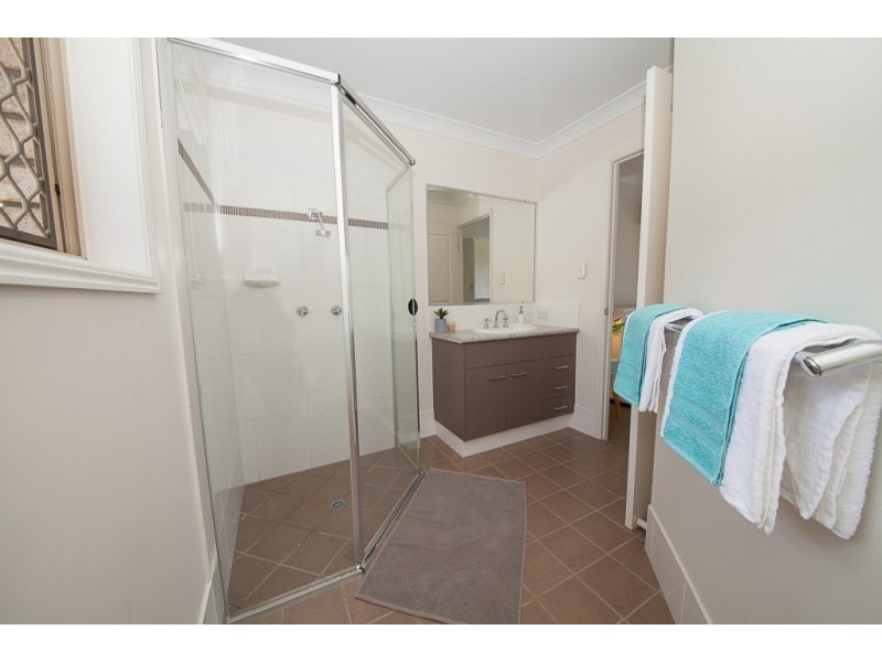 9 Donald Place, Brassall QLD 4305