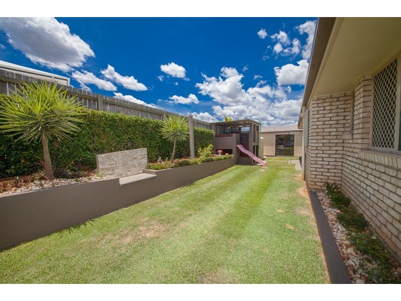 9 Donald Place, Brassall QLD 4305