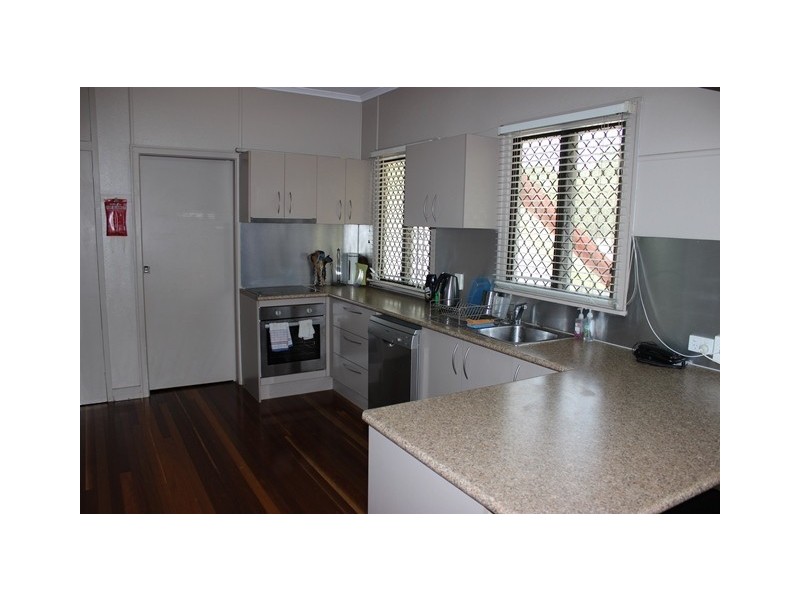 4 Robin Street, Coalfalls QLD 4305