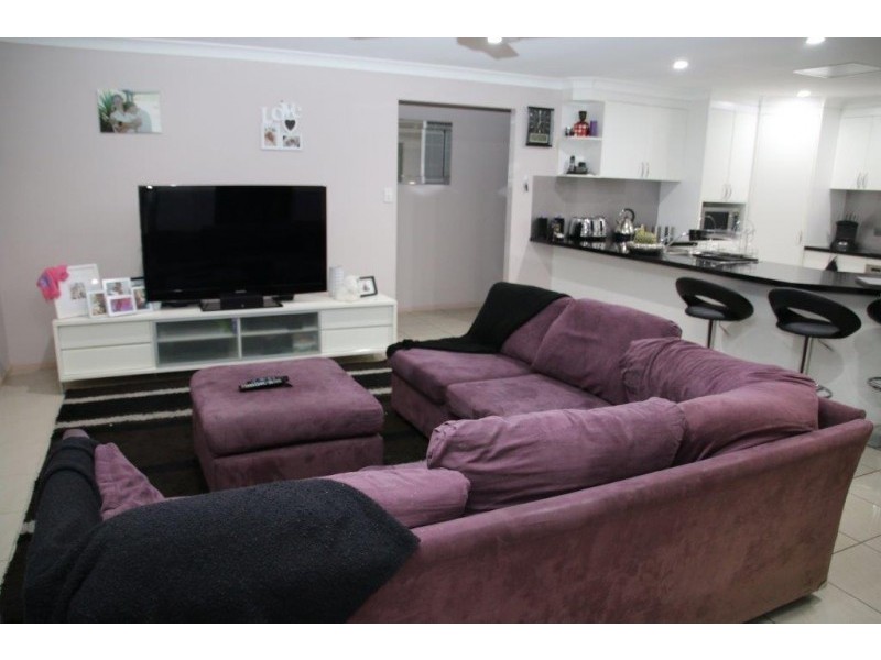 193 Edwards Street, Flinders View QLD 4305