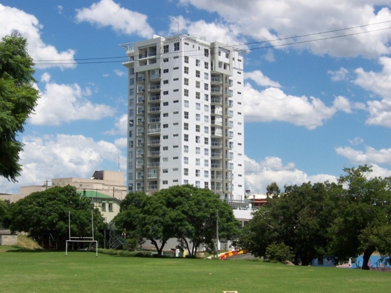 807/11 Ellenborough Street, Ipswich QLD 4305