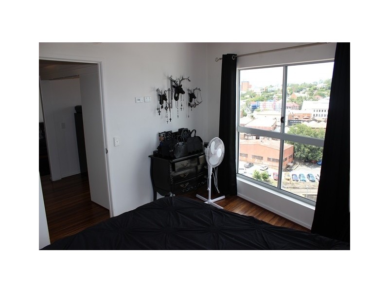 807/11 Ellenborough Street, Ipswich QLD 4305