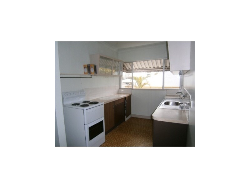 5/166 Blackstone Road, Silkstone QLD 4304