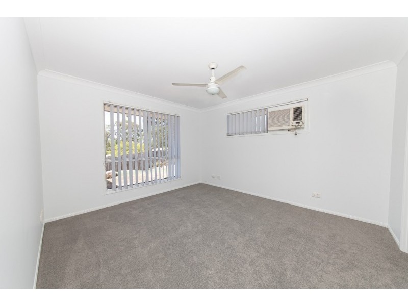 87 Sandalwood Drive, Yamanto QLD 4305