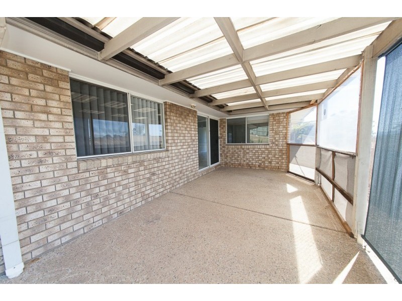 87 Sandalwood Drive, Yamanto QLD 4305