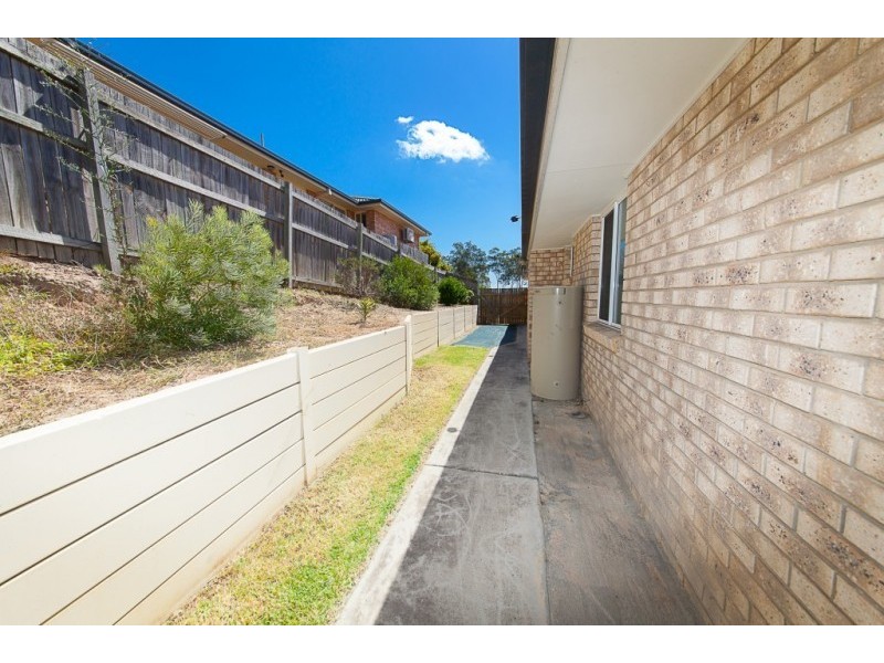 87 Sandalwood Drive, Yamanto QLD 4305
