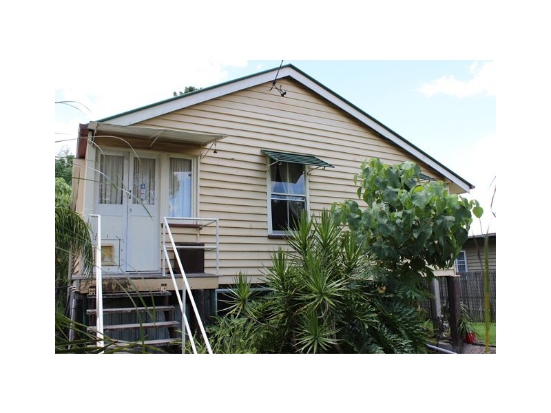 54B Railway Street, Booval QLD 4304