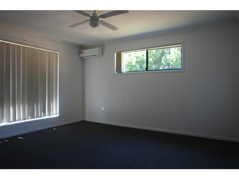 6 Morris Street, Flinders View QLD 4305