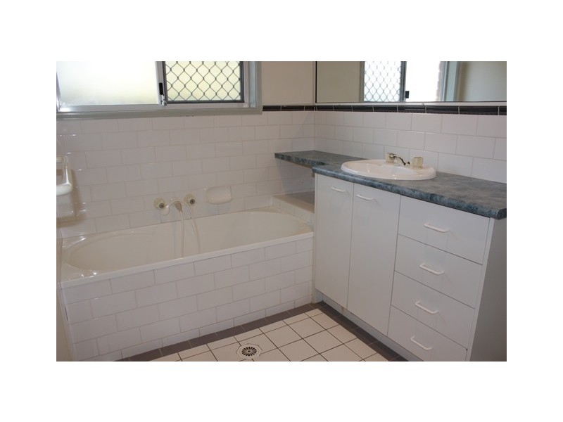 9/110 Thornton Street, Raceview QLD 4305