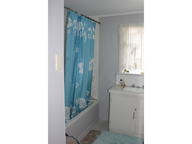 4 Taylor Street, Bundamba QLD 4304