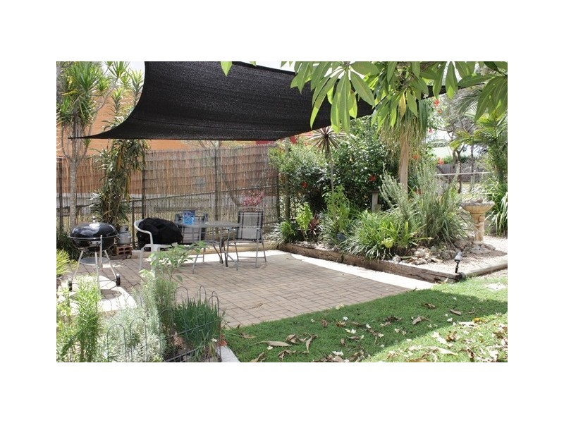 4 Taylor Street, Bundamba QLD 4304