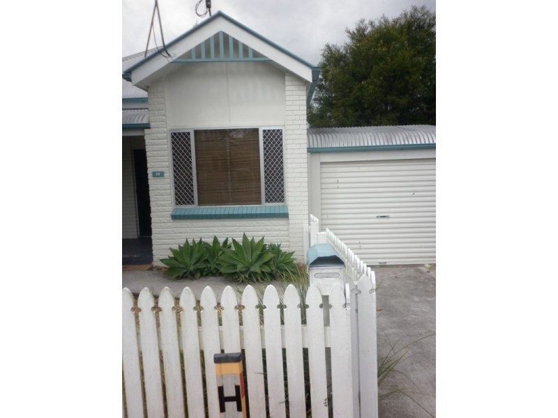 14 Macquarie Street, Booval QLD 4304