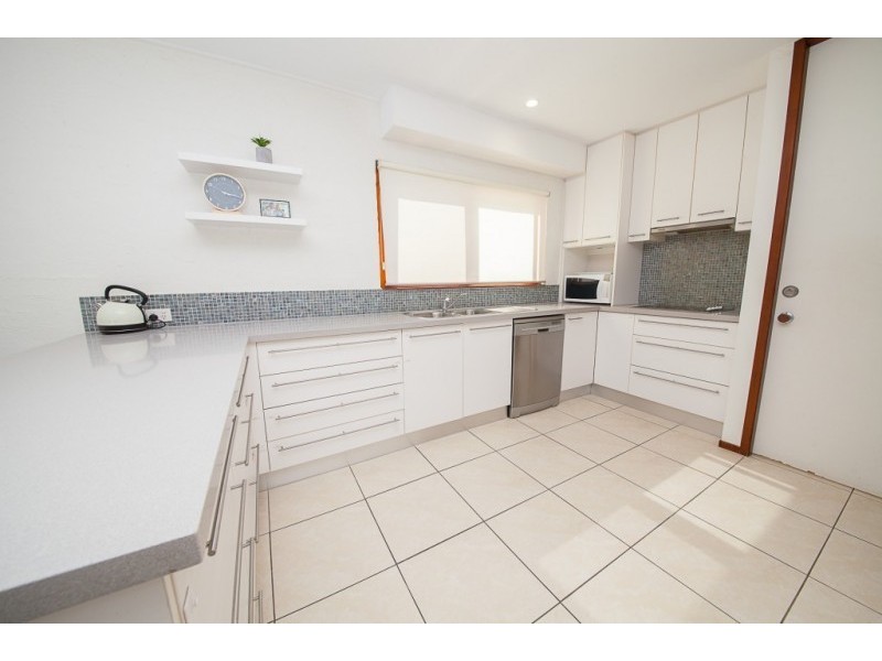 6A Whitehead Street, Eastern Heights QLD 4305