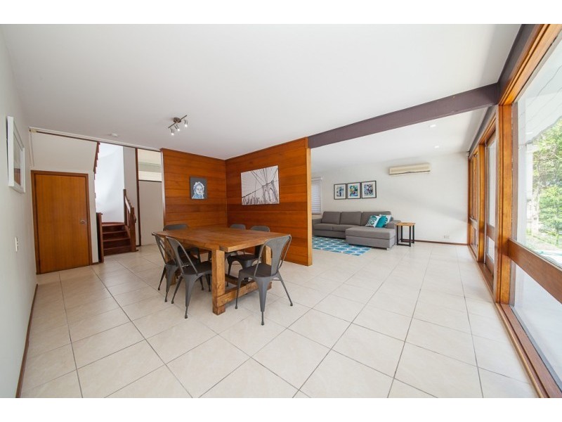 6A Whitehead Street, Eastern Heights QLD 4305