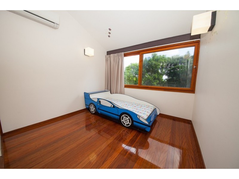 6A Whitehead Street, Eastern Heights QLD 4305