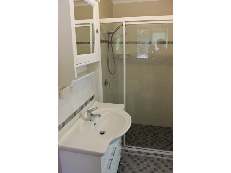3 Kerr Court, Brassall QLD 4305