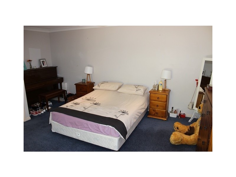 3 Kerr Court, Brassall QLD 4305