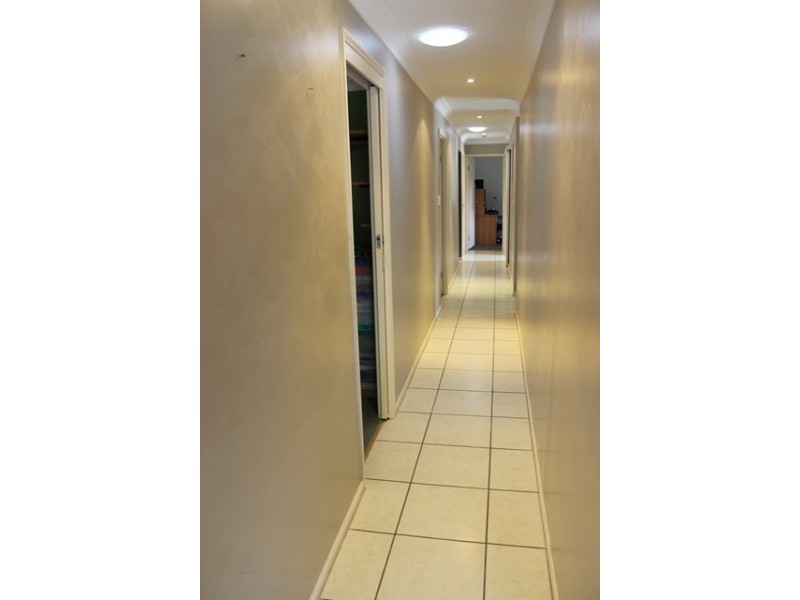 3 Kerr Court, Brassall QLD 4305