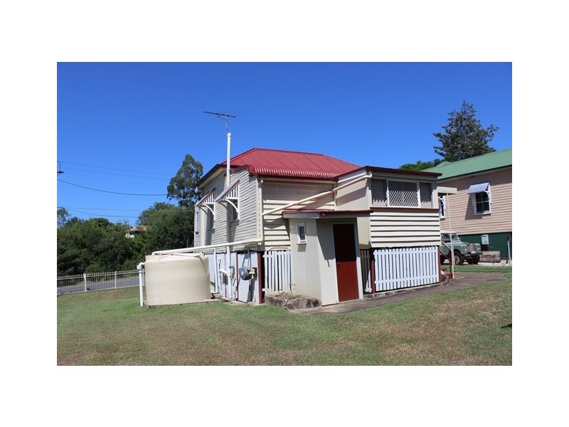 6 Kent Street, Tivoli QLD 4305