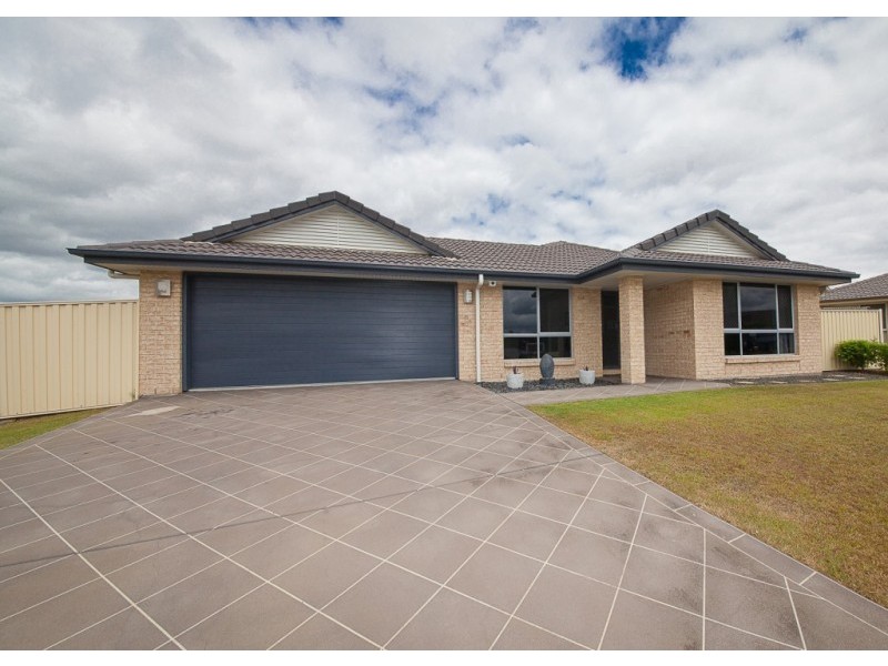 6 Homestead Place, Brassall QLD 4305