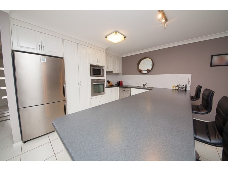 6 Homestead Place, Brassall QLD 4305