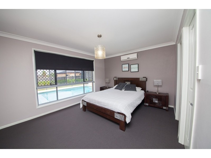 6 Homestead Place, Brassall QLD 4305