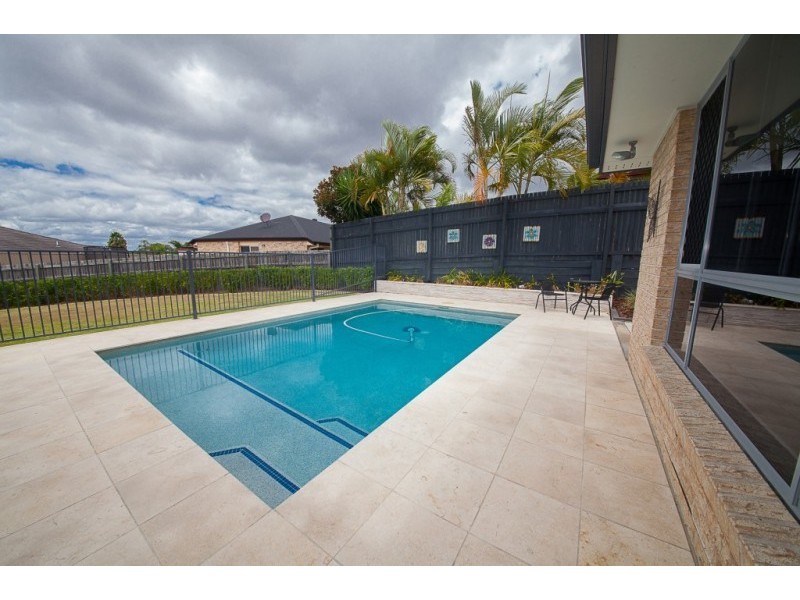 6 Homestead Place, Brassall QLD 4305