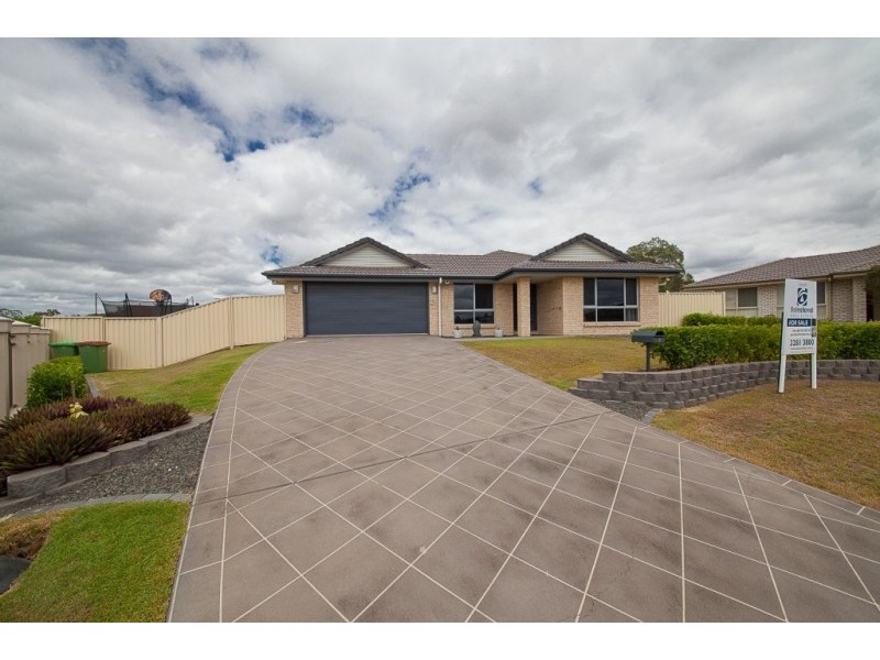 6 Homestead Place, Brassall QLD 4305