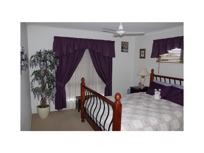 10 Bangalow Crescent, Raceview QLD 4305