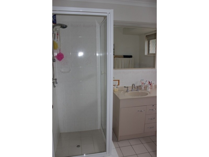 10 Bangalow Crescent, Raceview QLD 4305