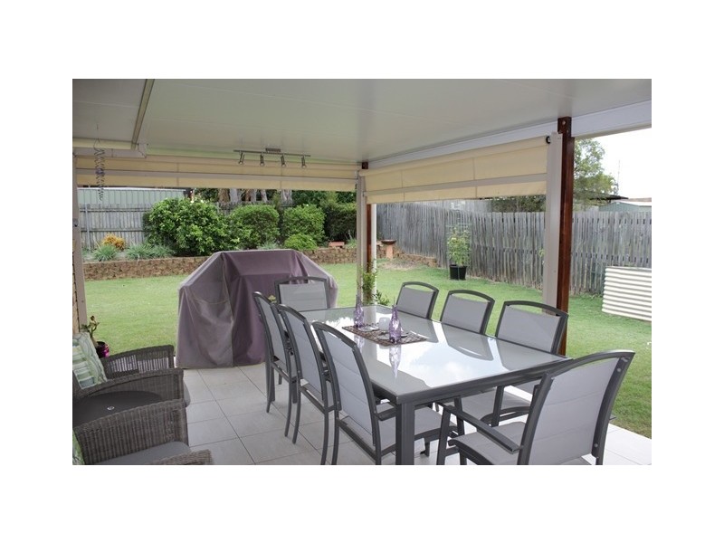 10 Bangalow Crescent, Raceview QLD 4305
