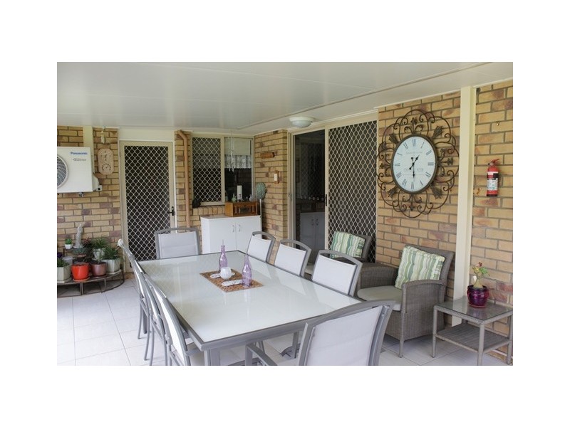 10 Bangalow Crescent, Raceview QLD 4305