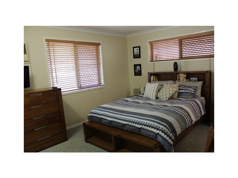 60 Highmead Drive, Brassall QLD 4305