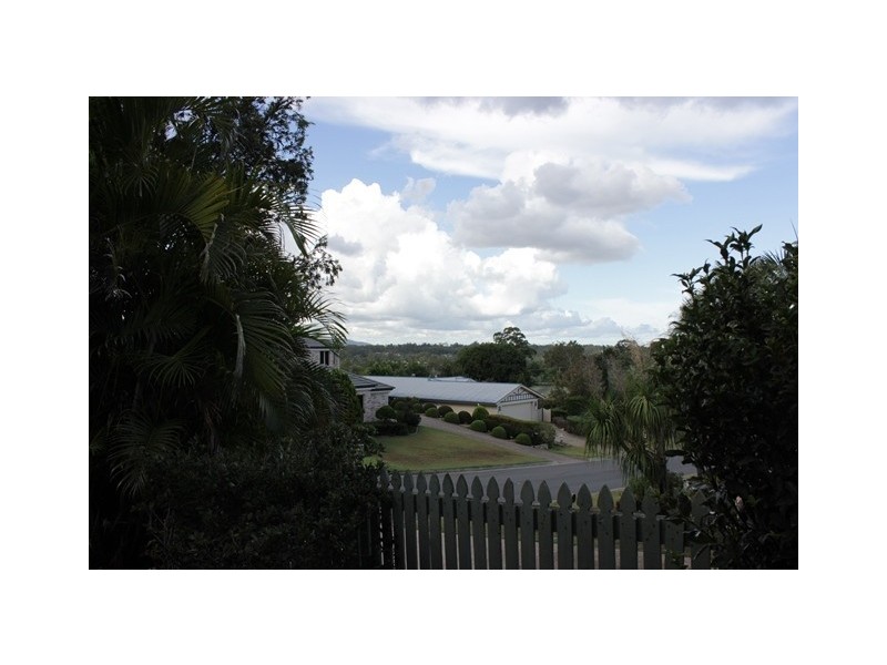 60 Highmead Drive, Brassall QLD 4305