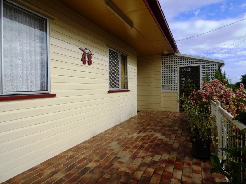 48 Alice Street, Silkstone QLD 4304