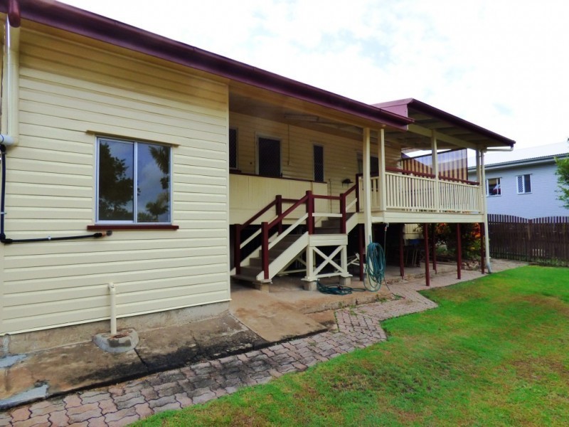 48 Alice Street, Silkstone QLD 4304