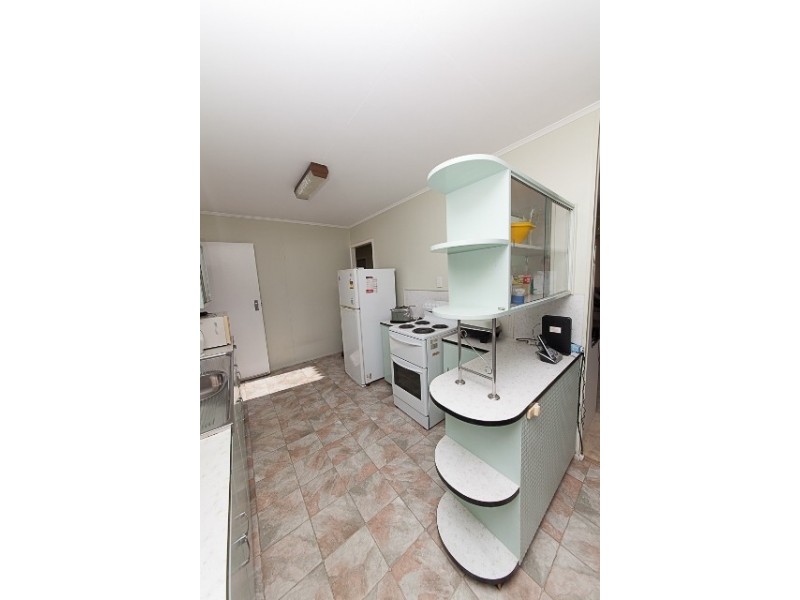 27A Hayes Street, Brassall QLD 4305