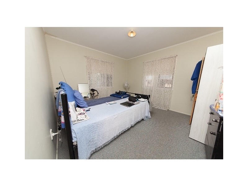 27A Hayes Street, Brassall QLD 4305