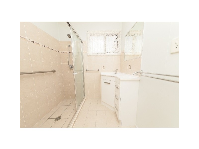 27A Hayes Street, Brassall QLD 4305
