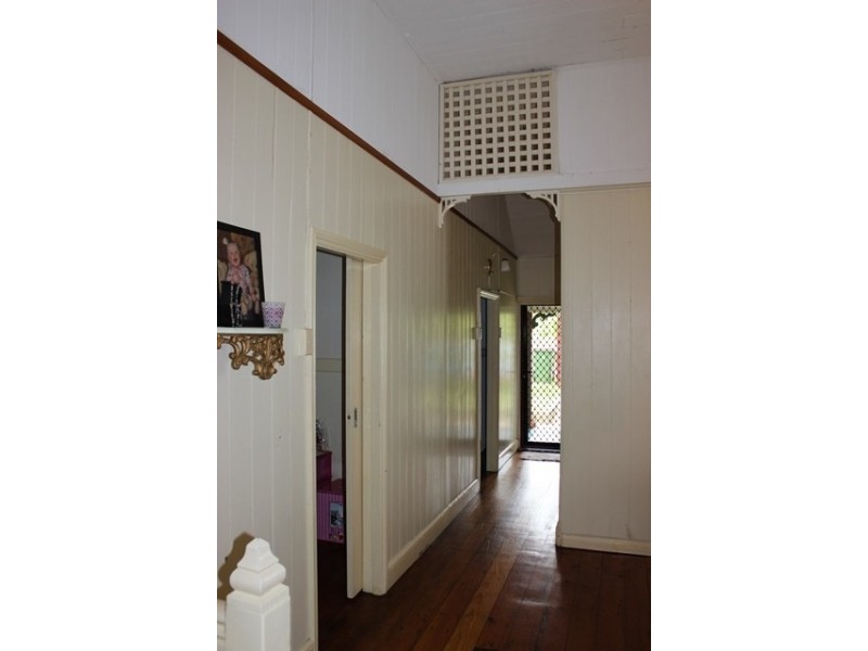 13 Omar Street, West Ipswich QLD 4305