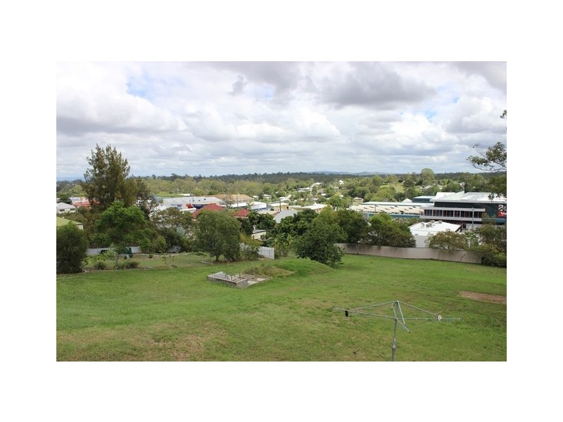 13 Omar Street, West Ipswich QLD 4305