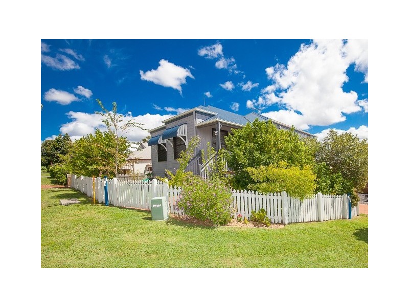 25 Ash Avenue, Springfield Lakes QLD 4300