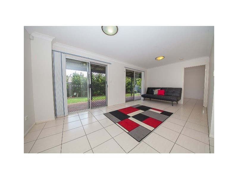 25 Ash Avenue, Springfield Lakes QLD 4300
