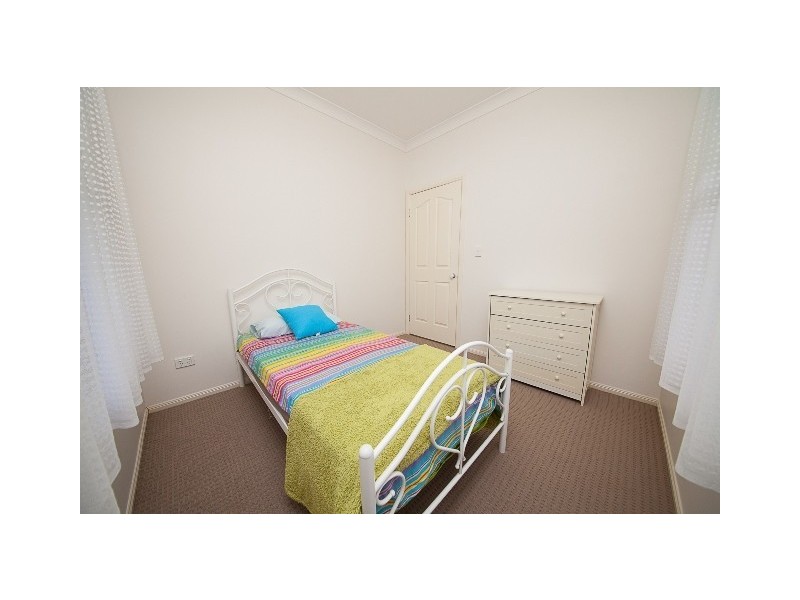 25 Ash Avenue, Springfield Lakes QLD 4300