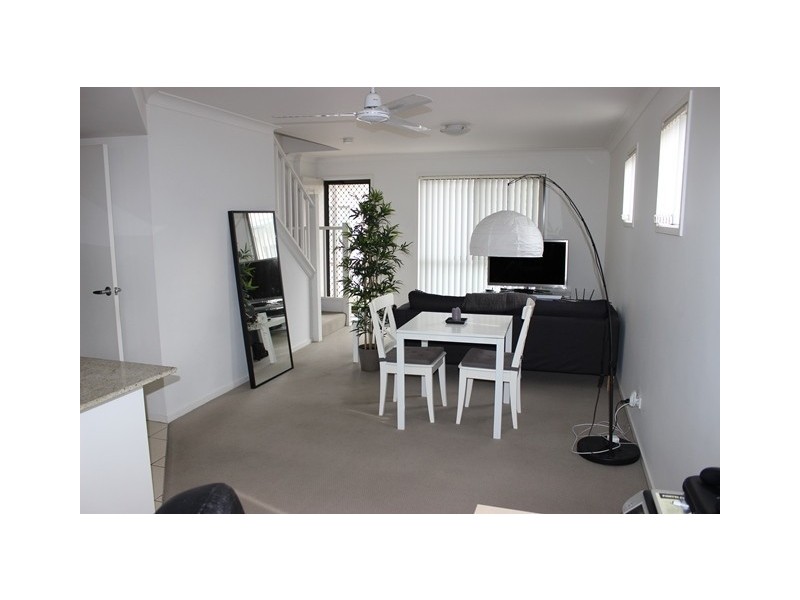 73/40 Gledson Street, North Booval QLD 4304