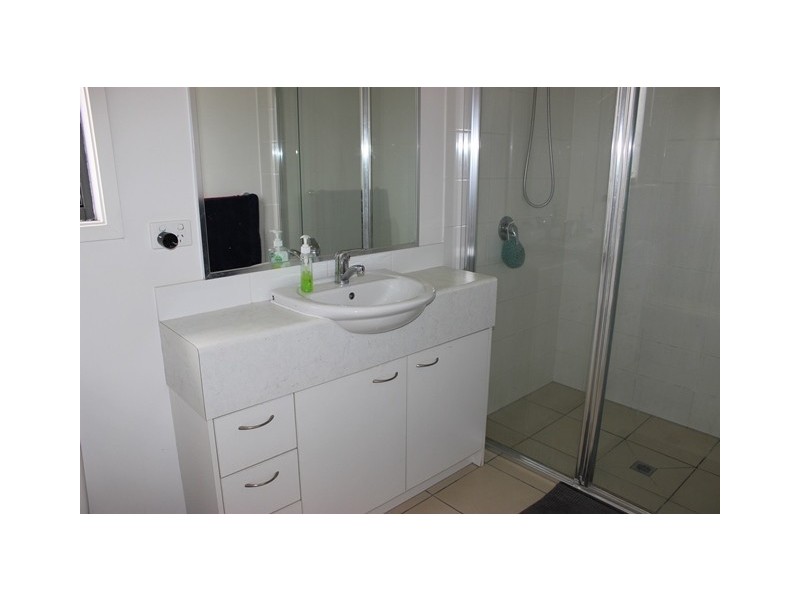 73/40 Gledson Street, North Booval QLD 4304