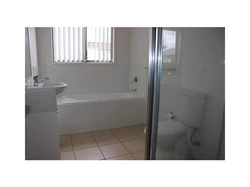 73/40 Gledson Street, North Booval QLD 4304