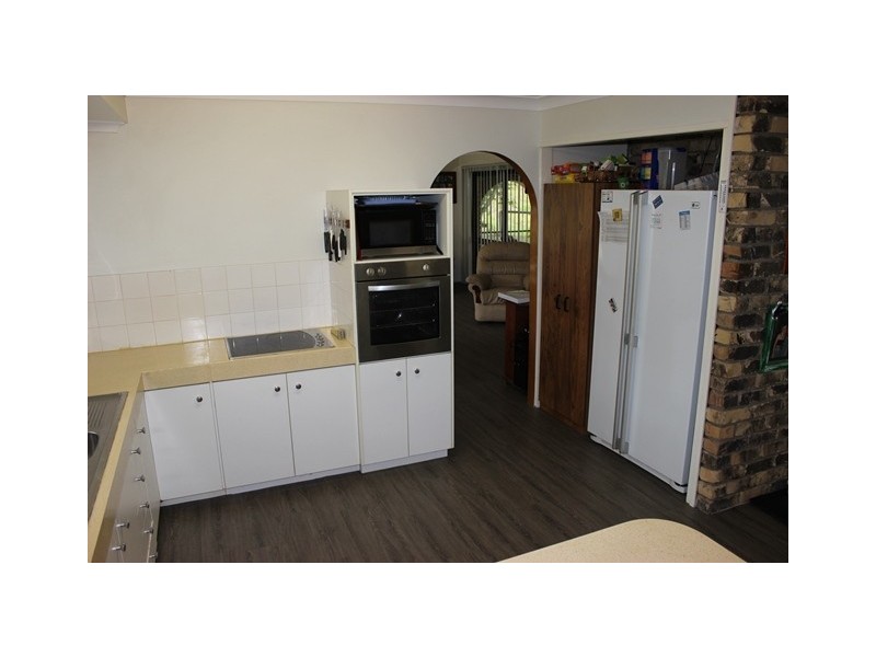 1325 Brisbane Valley Highway, Fernvale QLD 4306