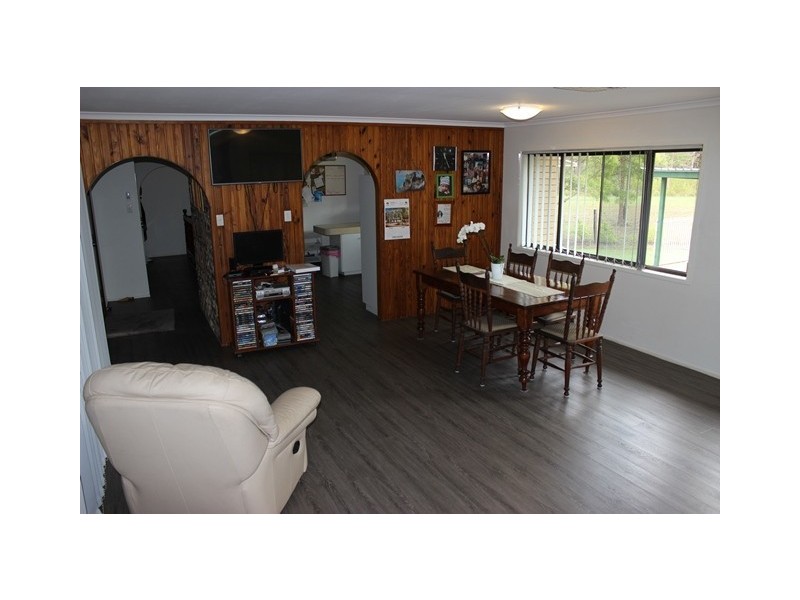 1325 Brisbane Valley Highway, Fernvale QLD 4306