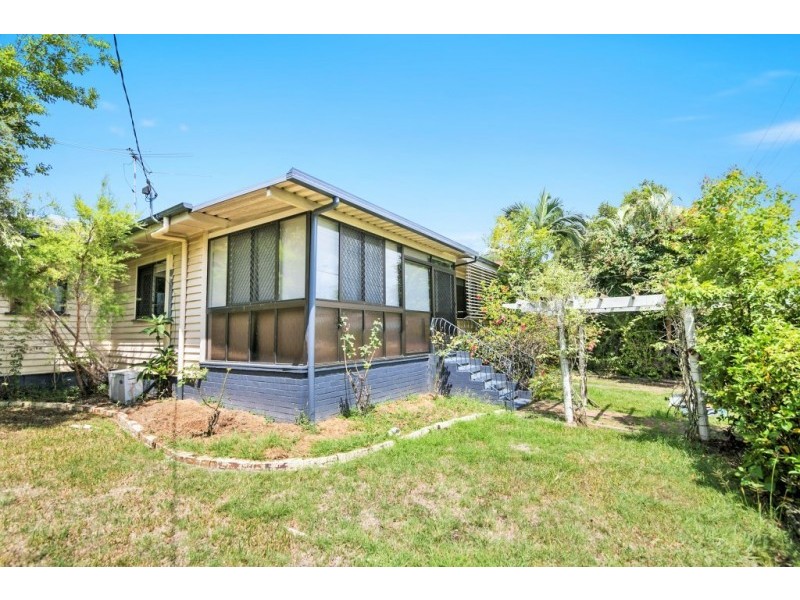 99 Brisbane Road, Booval QLD 4304